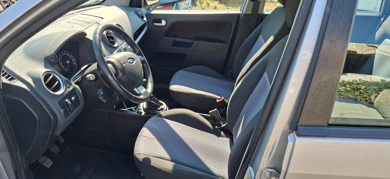 Ford Fusion 1.4 TDCi aut. 5p. Titanium