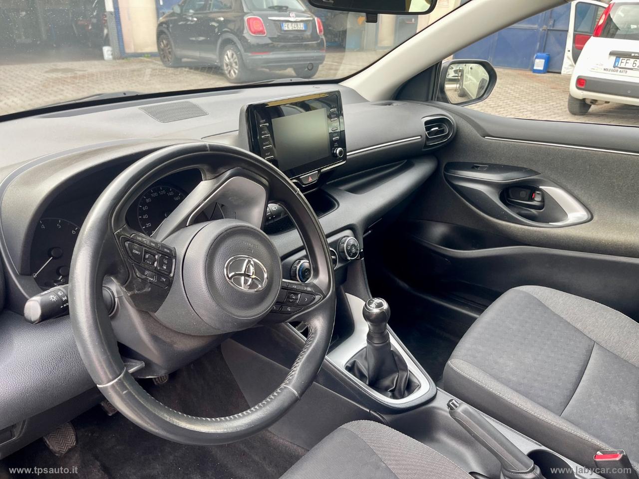 TOYOTA Yaris 1.0 5p. Business