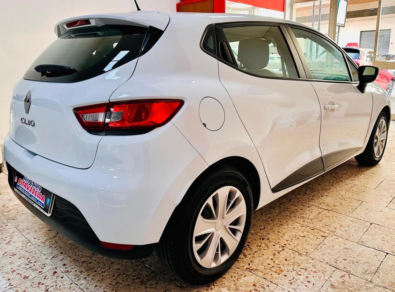 Renault Clio 1.2 75CV 5 porte Wave