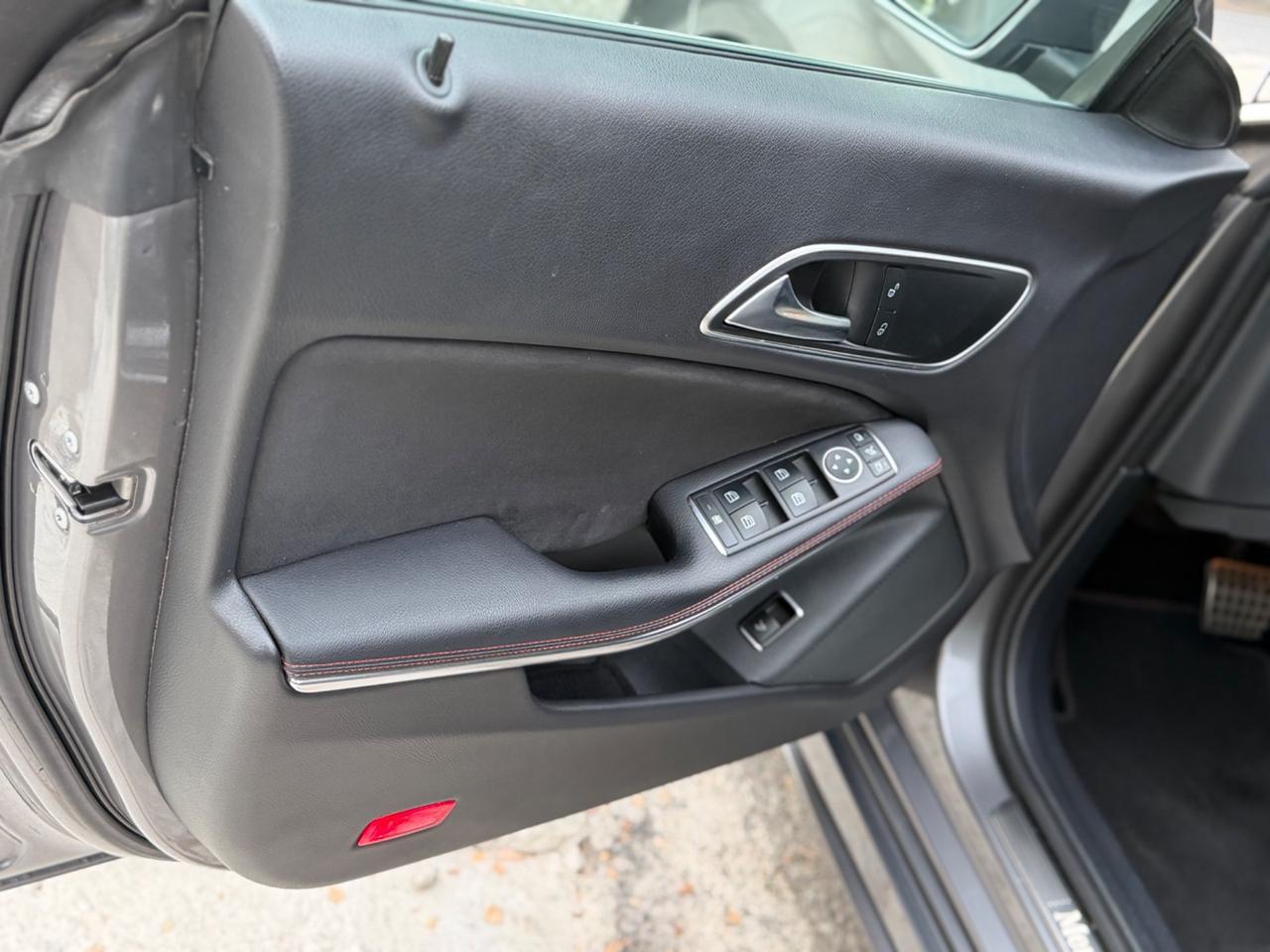 Mercedes-benz CLA 200 d Automatic Premium AMG