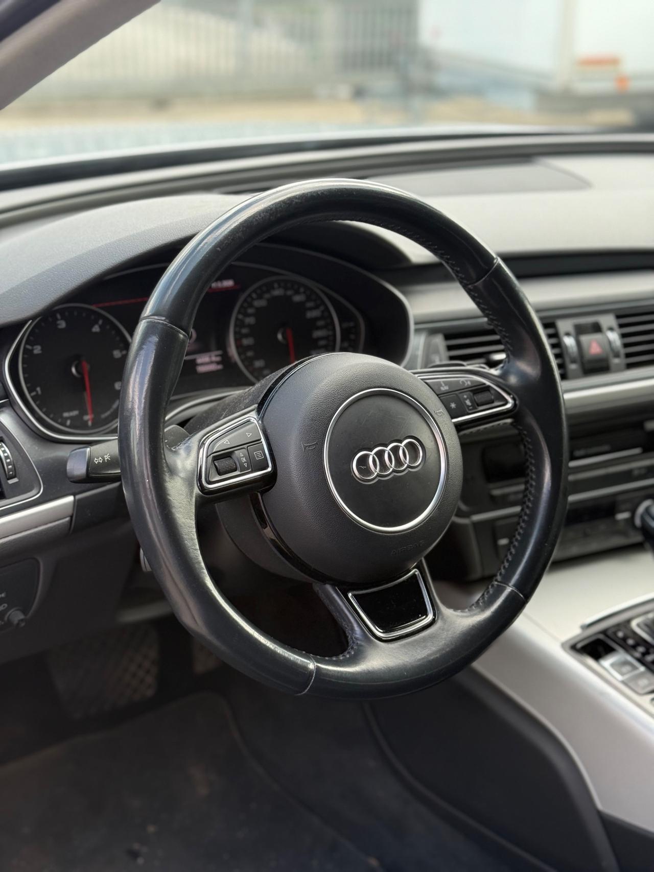 Audi A6 Avant 2.0 TDI 190 CV ultra S tronic Business Plus