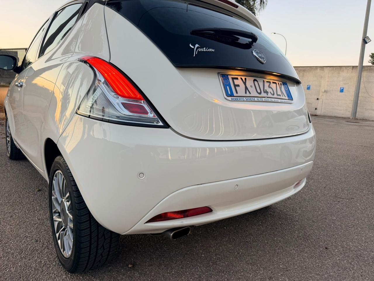 Lancia Ypsilon 1.2 69 CV 5 porte GPL Ecochic Gold