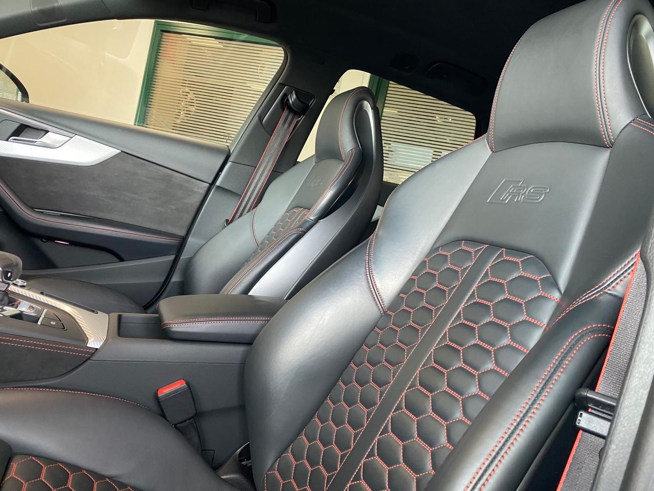 Audi A4 RS 4 Avant 2.9 TFSI quattro tiptronic