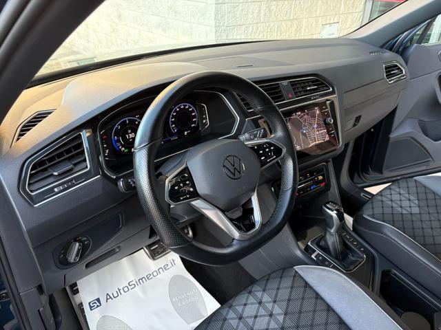 VOLKSWAGEN Tiguan 2.0 TDI 150 CV SCR DSG R-Line CERCHI DA 20''