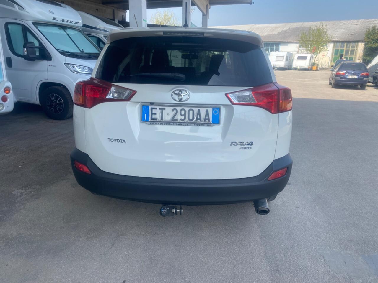 Toyota RAV 4 RAV4 2.2 D-CAT A/T 4WD Style