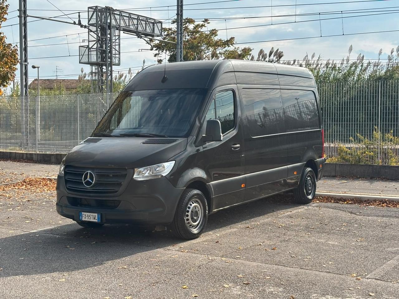 Mercedes Benz