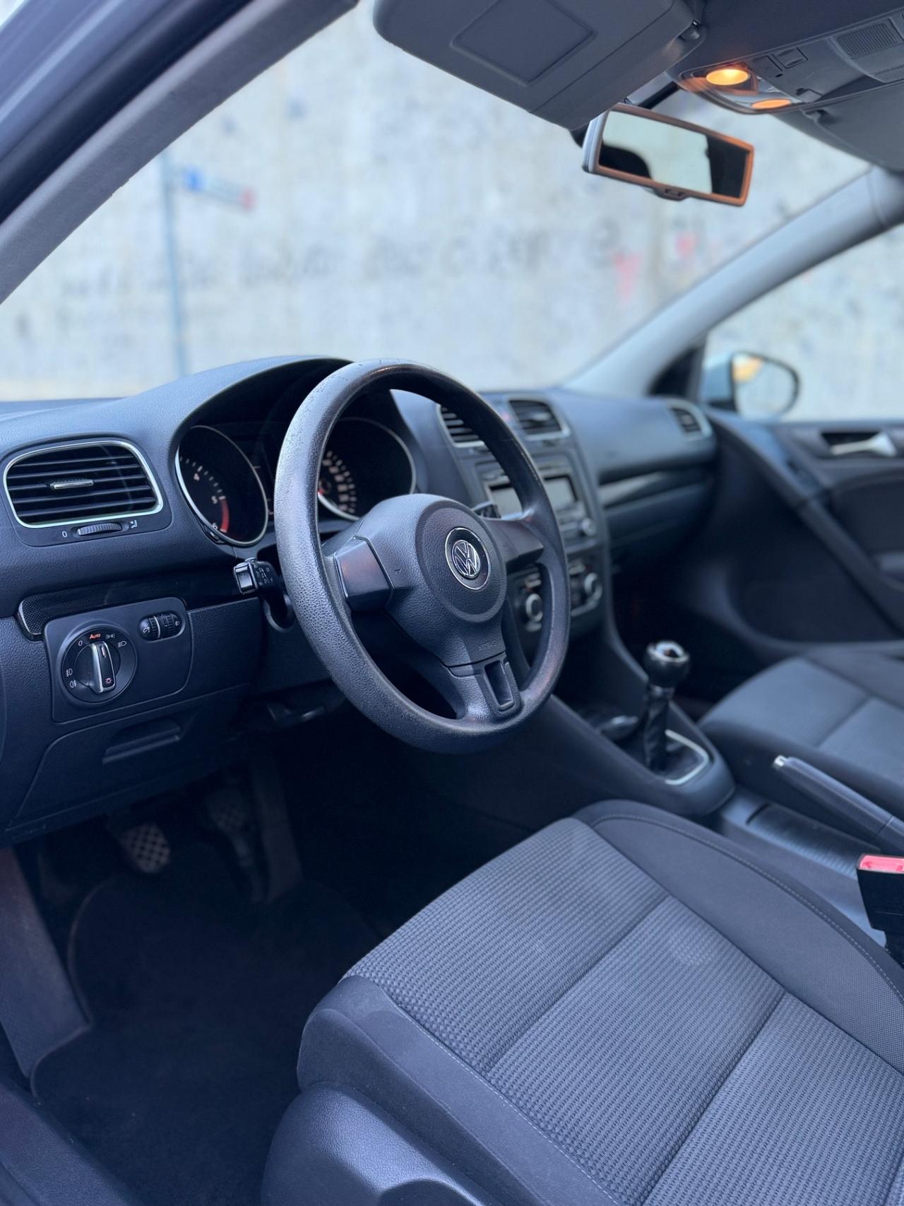 Volkswagen Golf 1.6 TDI ok neopatentati