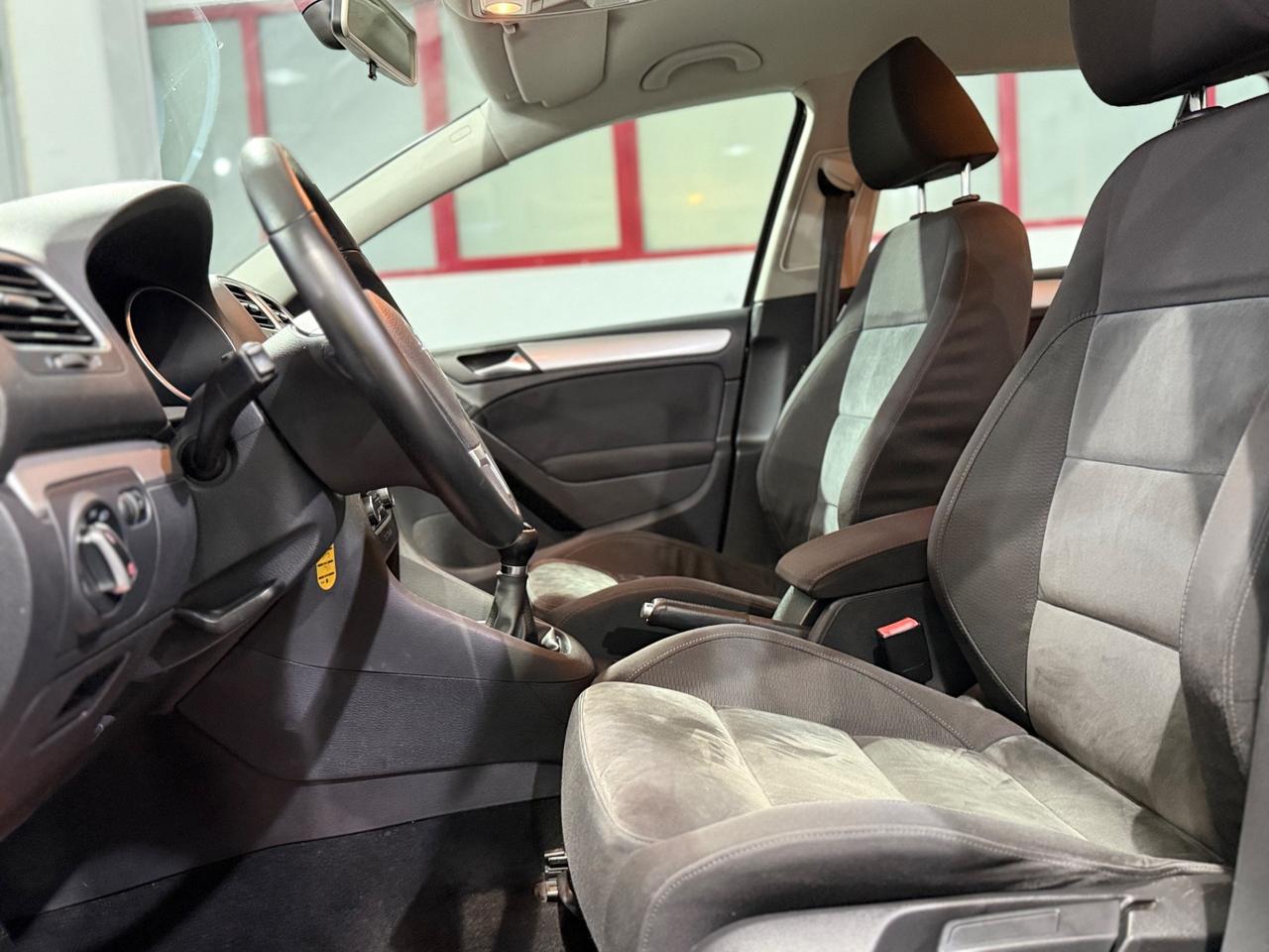 Volkswagen Golf 6 1.6 TDI 5p. Highline BlueMotion Technology