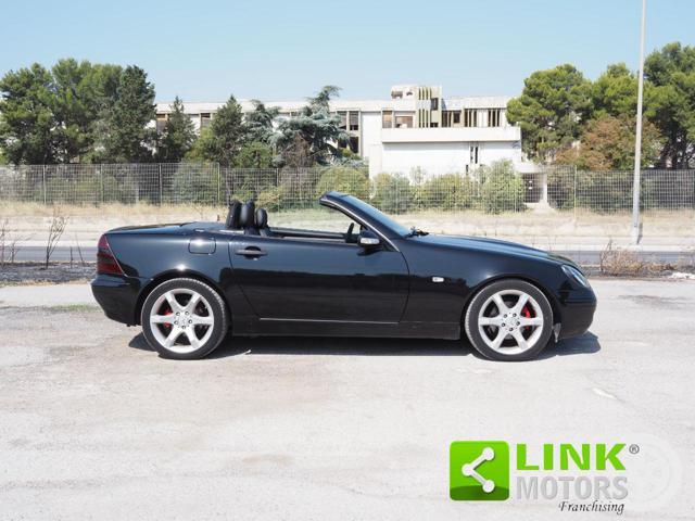 MERCEDES-BENZ SLK 200 136 cv