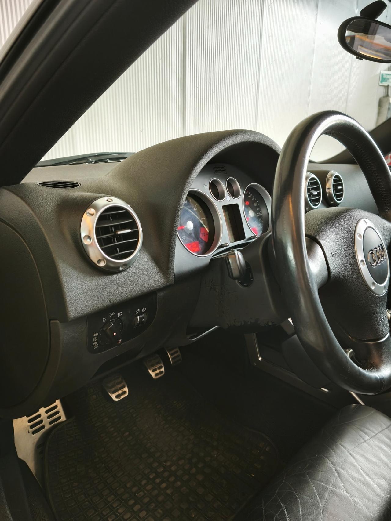 Audi TT Roadster 1.8 T 20V