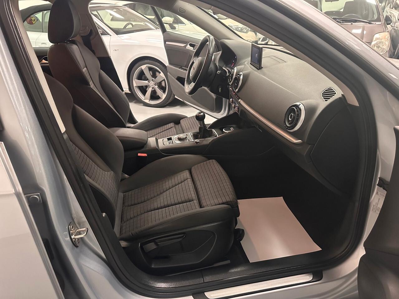 Audi A3 AUDI A 3 1.6 TDI 5 PORTE