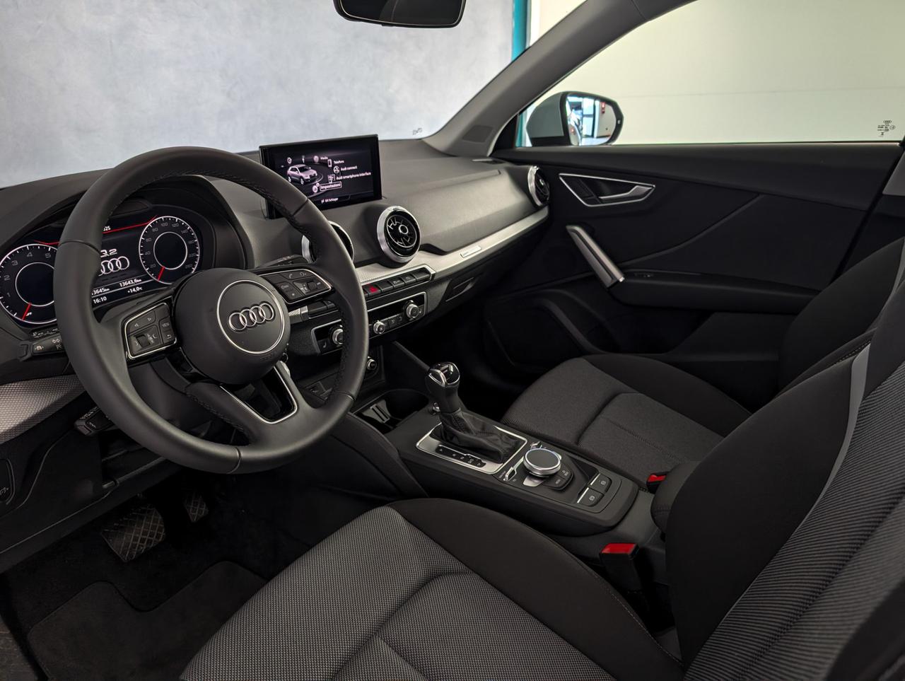 Audi Q2 35 TFSI S-tronic Business Advanced