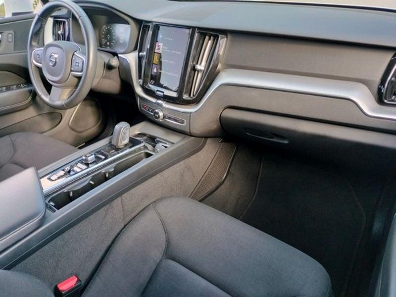 Volvo XC60 XC60 B4 (d) AWD Geartronic Momentum Pro