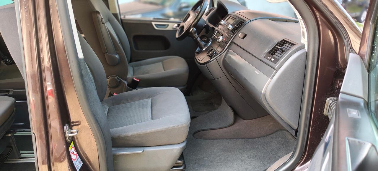 Volkswagen Multivan T5 2.5 TDI 4motion Gancio