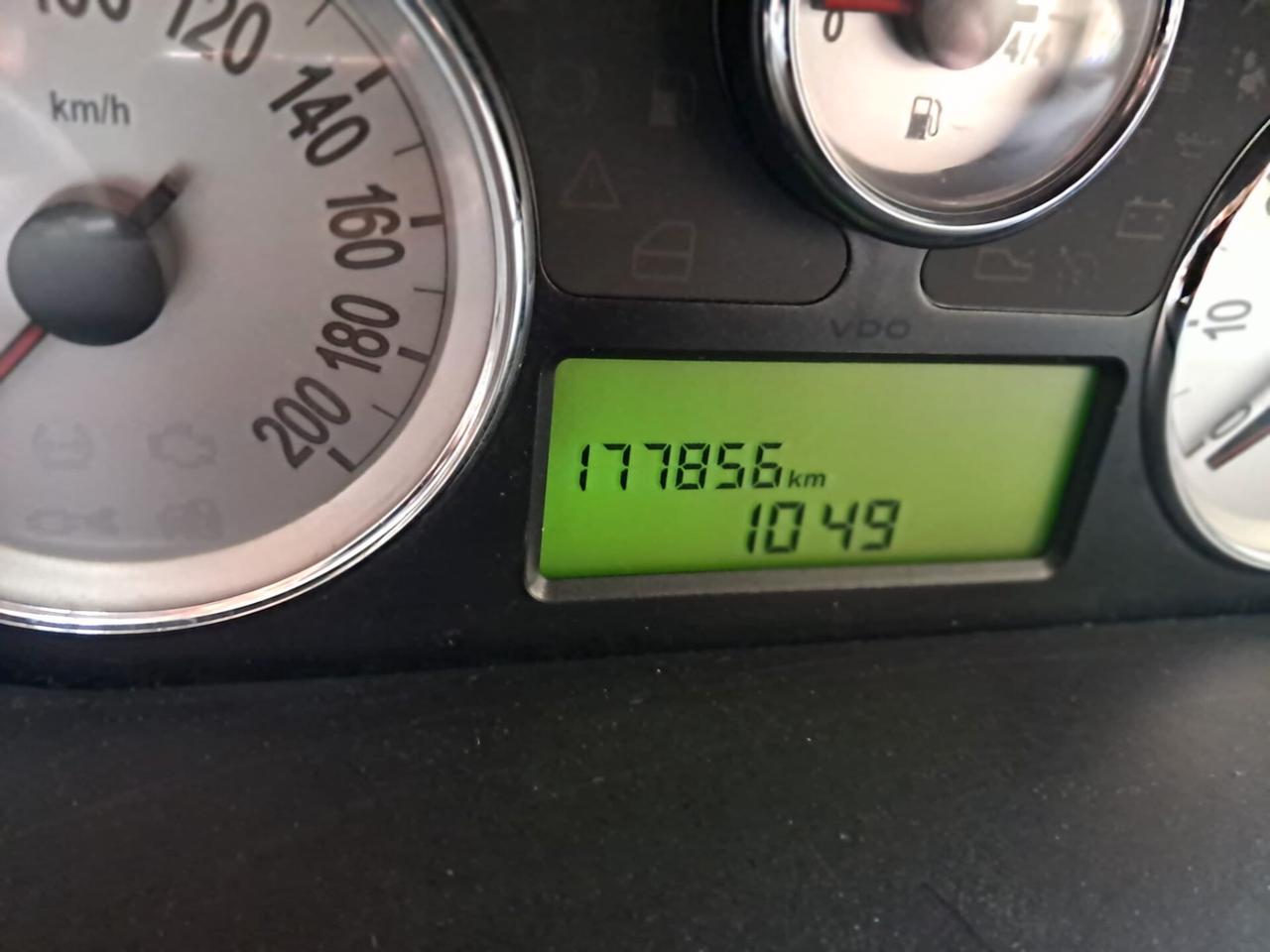 Lancia Ypsilon 1.3 MJT 75 CV MomoDesign-Euro4690