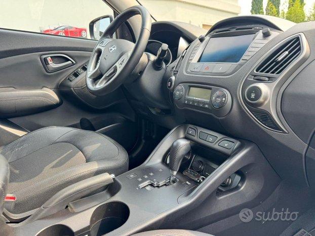 HYUNDAI iX35 2.0 CRDi 4WD A/T Xpossible