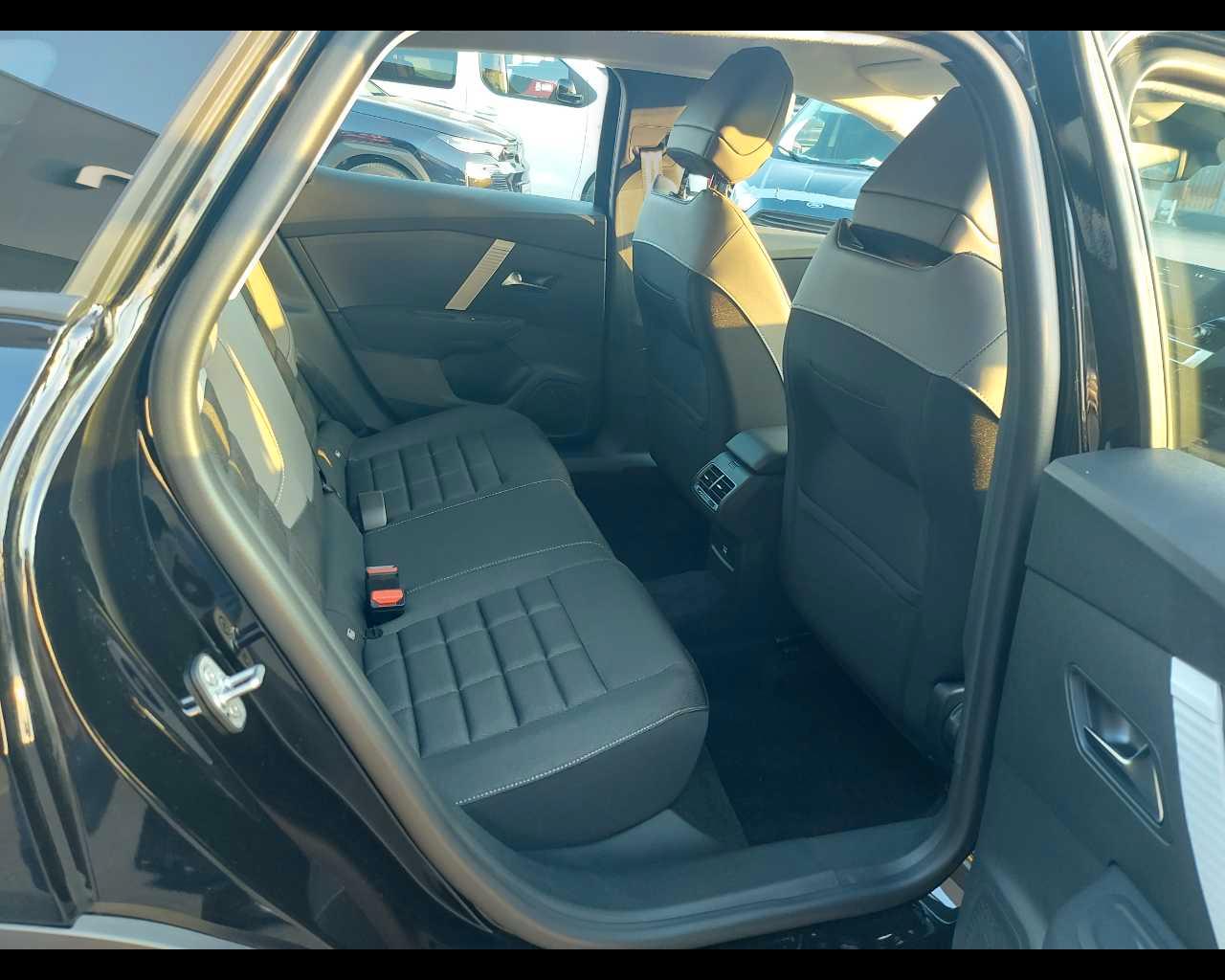 CITROEN C4 Benzina 130 cv Automatico - PLUS