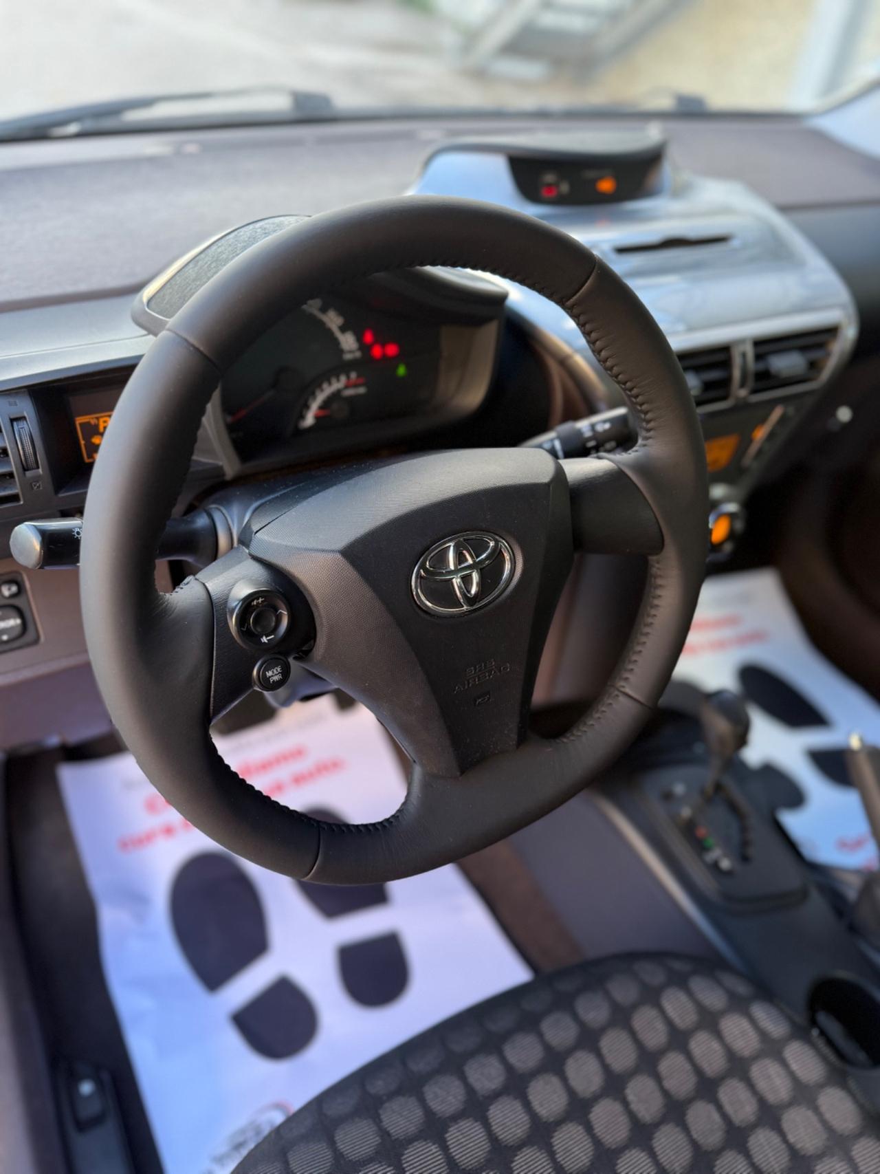 Toyota iQ 1.0 Multidrive