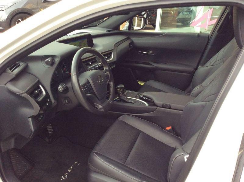 Lexus NX NX Hybrid 4WD Luxury