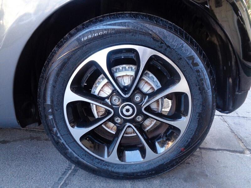 Smart ForFour 70 1.0 Bz SOLI 57.000 KM