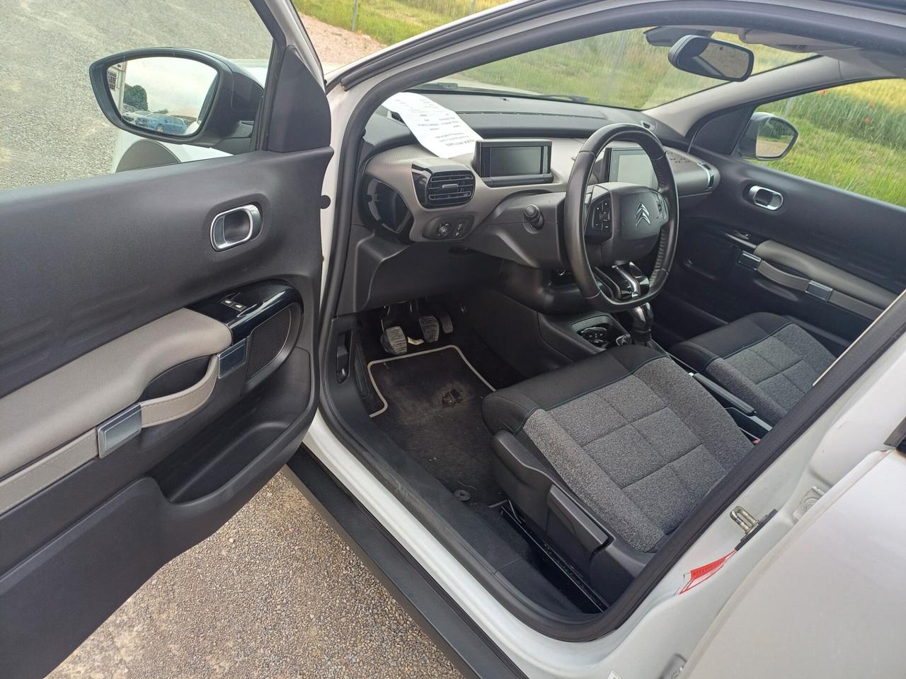 Citroen C4 Cactus BlueHDi 100 S&S Shine