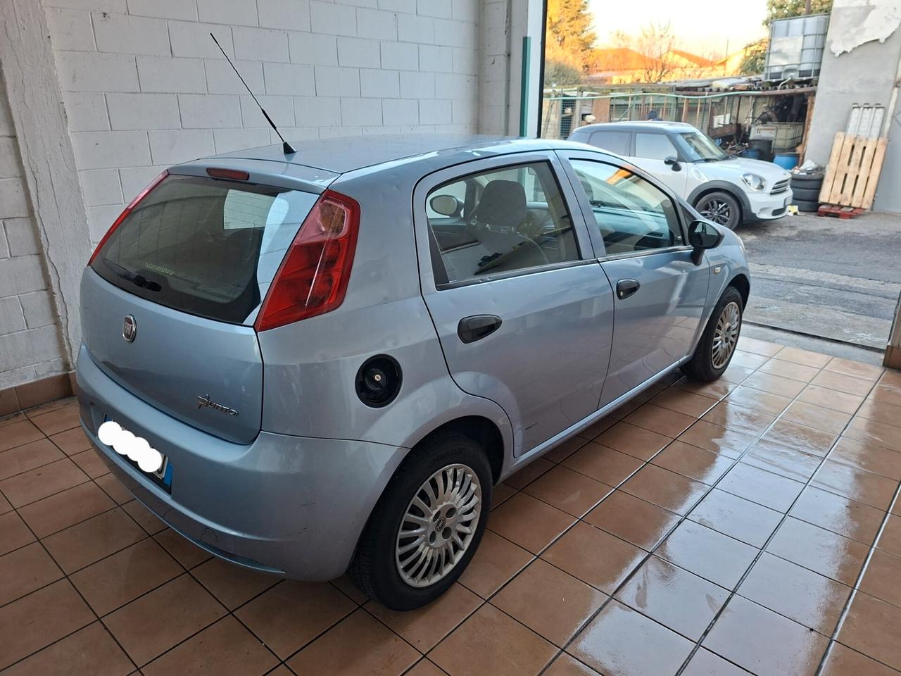 Fiat Grande Punto 5p 1.4 Dynamic 77cv, Adatta a neop.