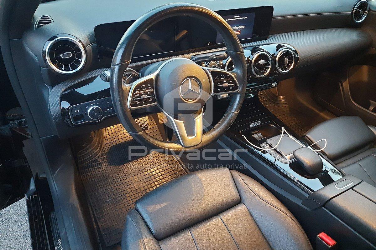 MERCEDES A 180 d Automatic Business Extra