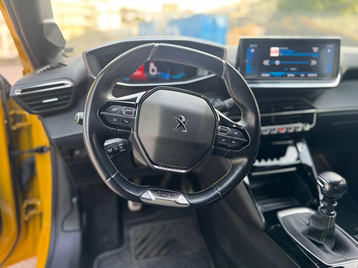 Peugeot 208 1.5 bluehdi GT s&s 100cv