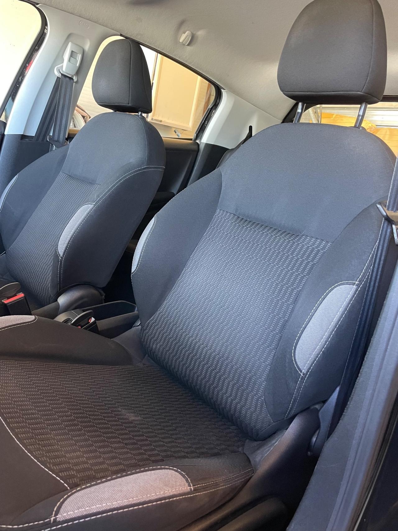 Peugeot 208 Allure GPL a*f*f*a*r*e