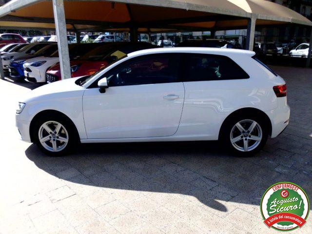 AUDI A3 1.6 TDI 116 CV Sport