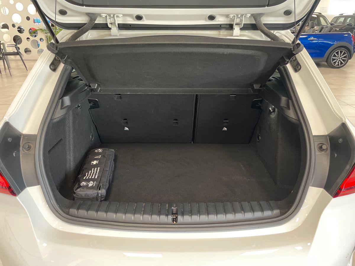 BMW Serie 1 F40 - 116d Msport