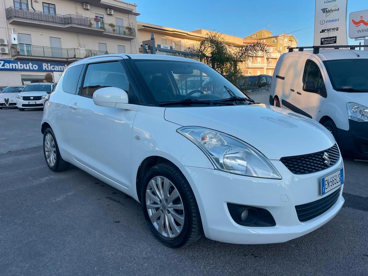 Suzuki Swift "Finanziabile Senza Busta Paga"