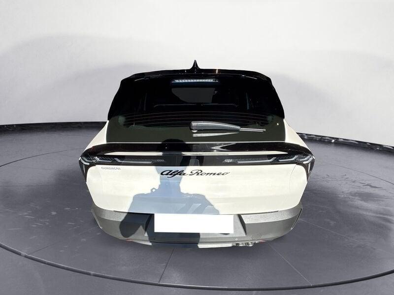 Alfa Romeo Junior Ibrida My25 Ibrida 1.2145cv Hybrid Edct6