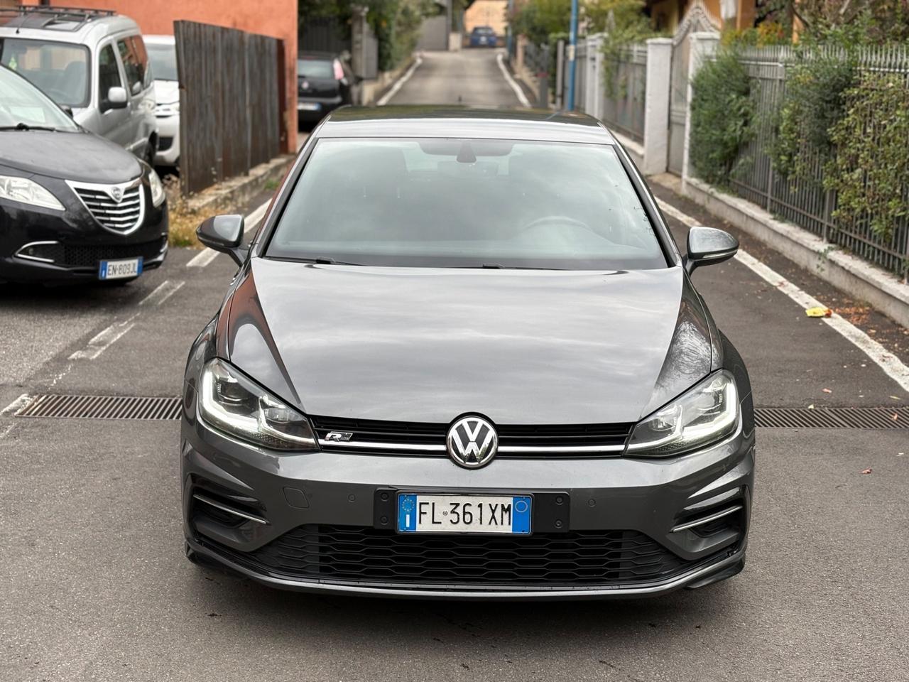Volkswagen Golf 1.6 TDI 115 CV R-LINE