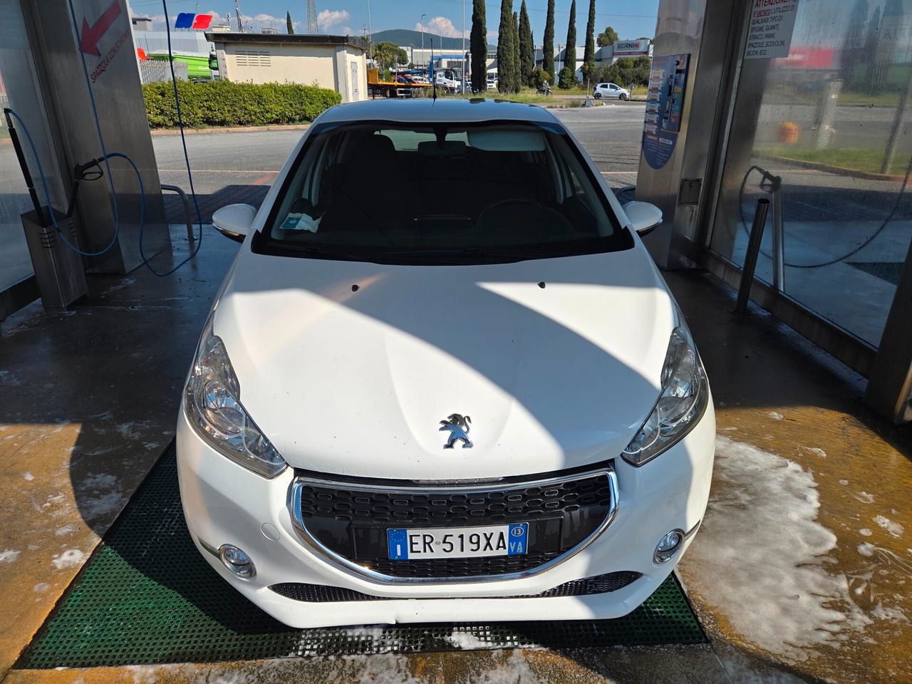 Peugeot 208 1.4 HDi 68 CV 5 porte 2013