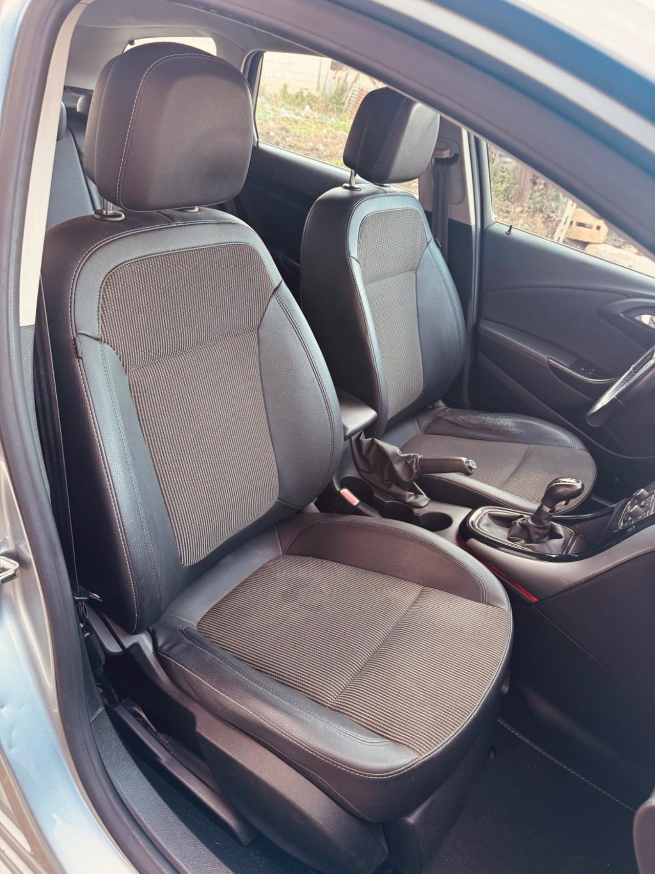 Opel Astra 1.4 Turbo 140CV Sports Tourer GPL Tech Elective