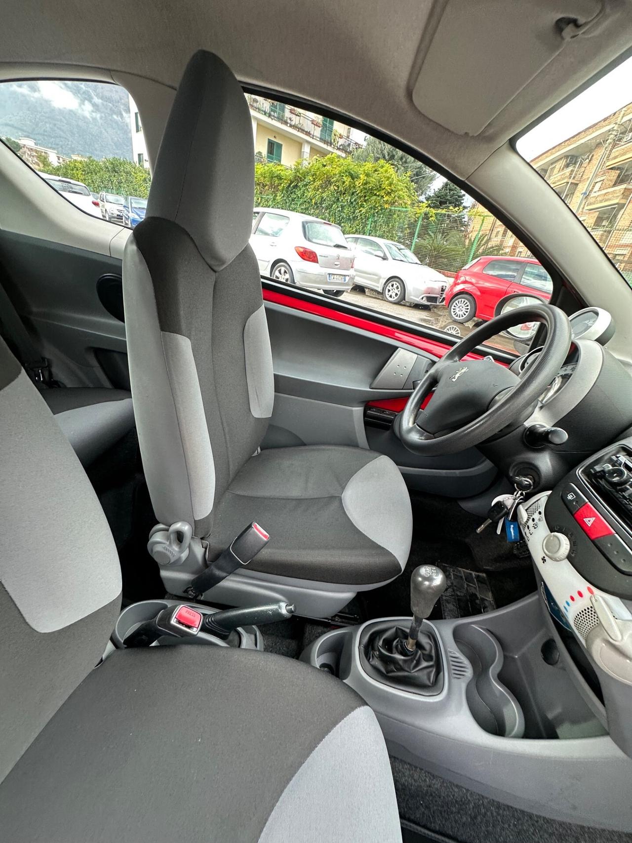 Peugeot 107 1.0 68CV 3p. Desir