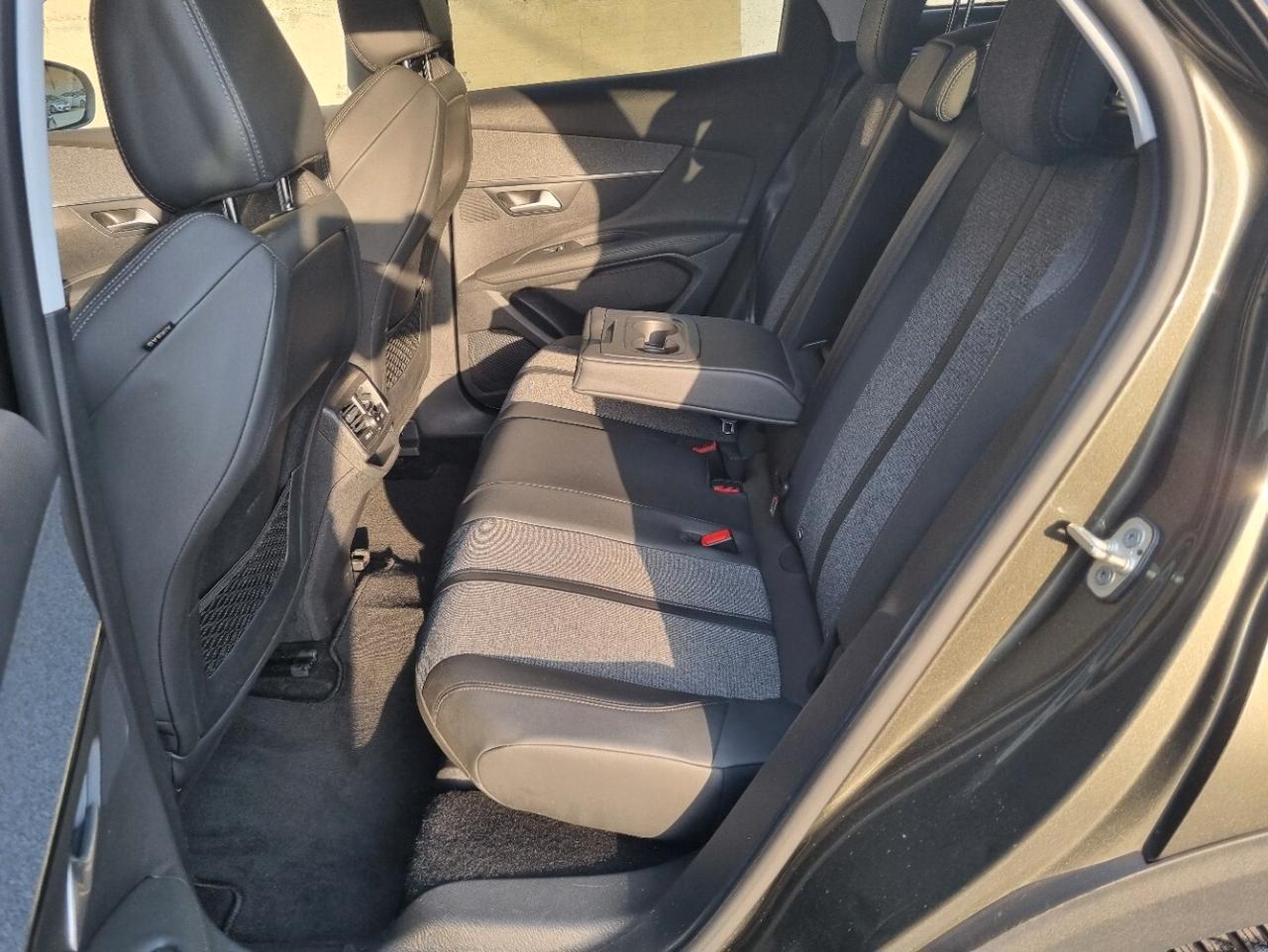 Peugeot 3008 BlueHDi 130 S&S Allure