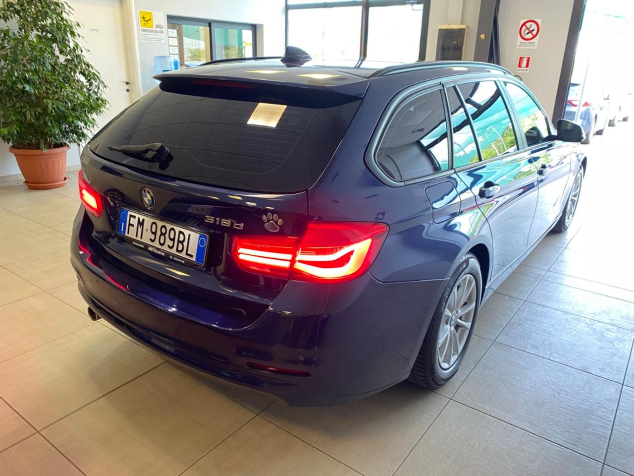 Bmw 318d Sw Automatico Xenon Navi Garanzia Full