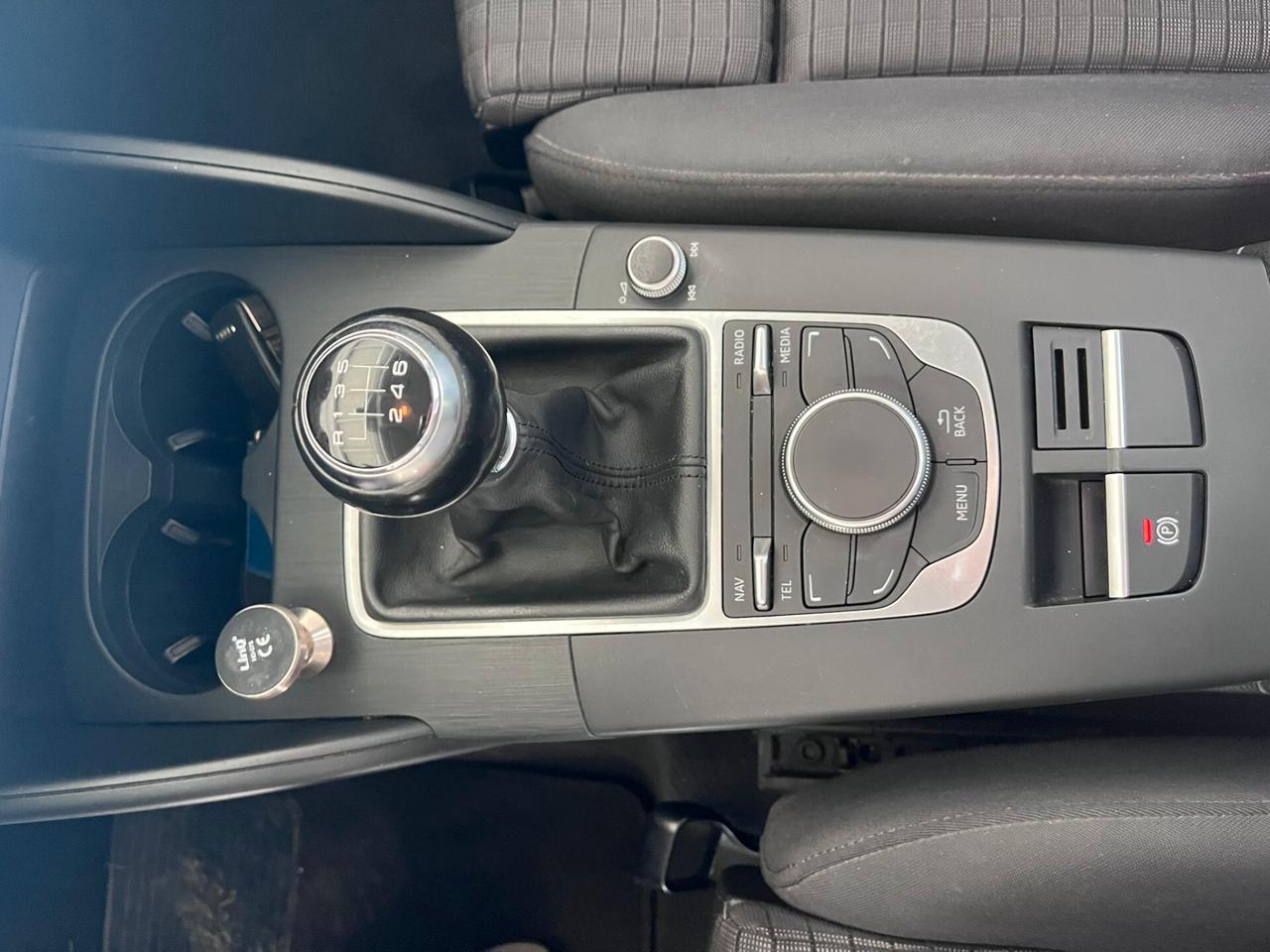 Audi A3 SPB 1.6 TDI clean diesel Ambition