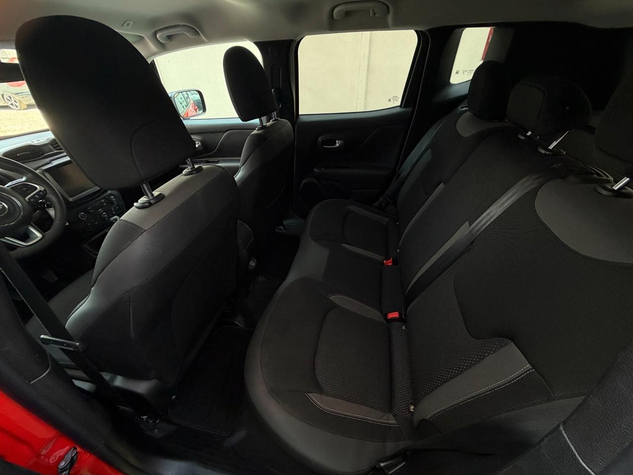 Jeep Renegade 1.5 Turbo T4 MHEV Limited