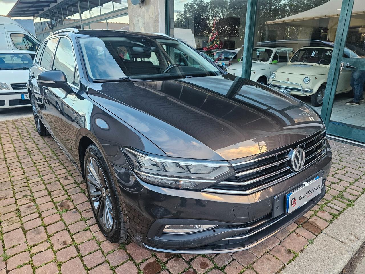 Volkswagen Passat Variant 1.6 TDI SCR DSG Business BMT