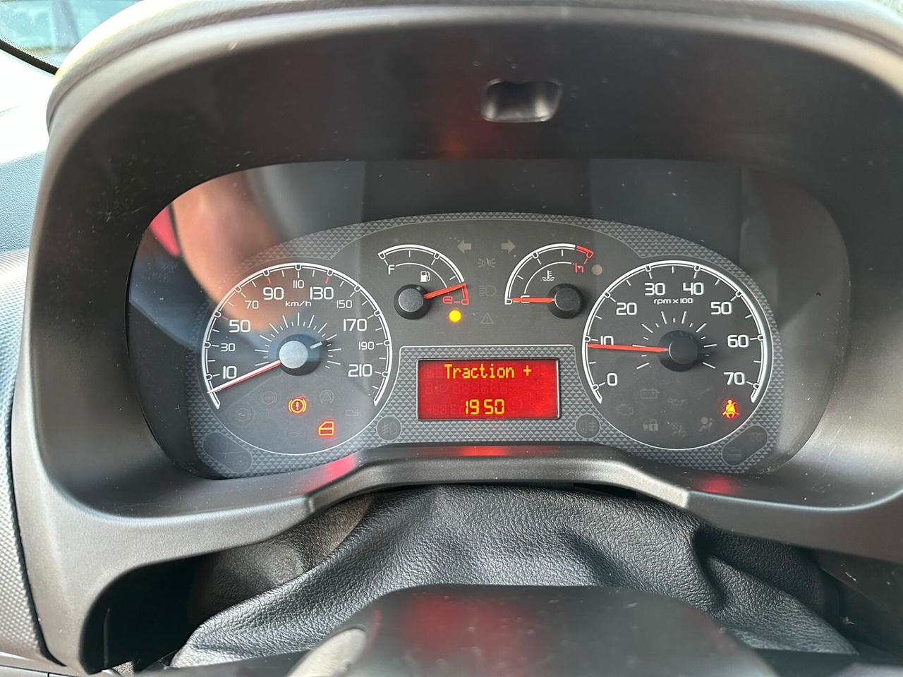 Fiat Qubo 1.3 MJT 75 CV Trekking