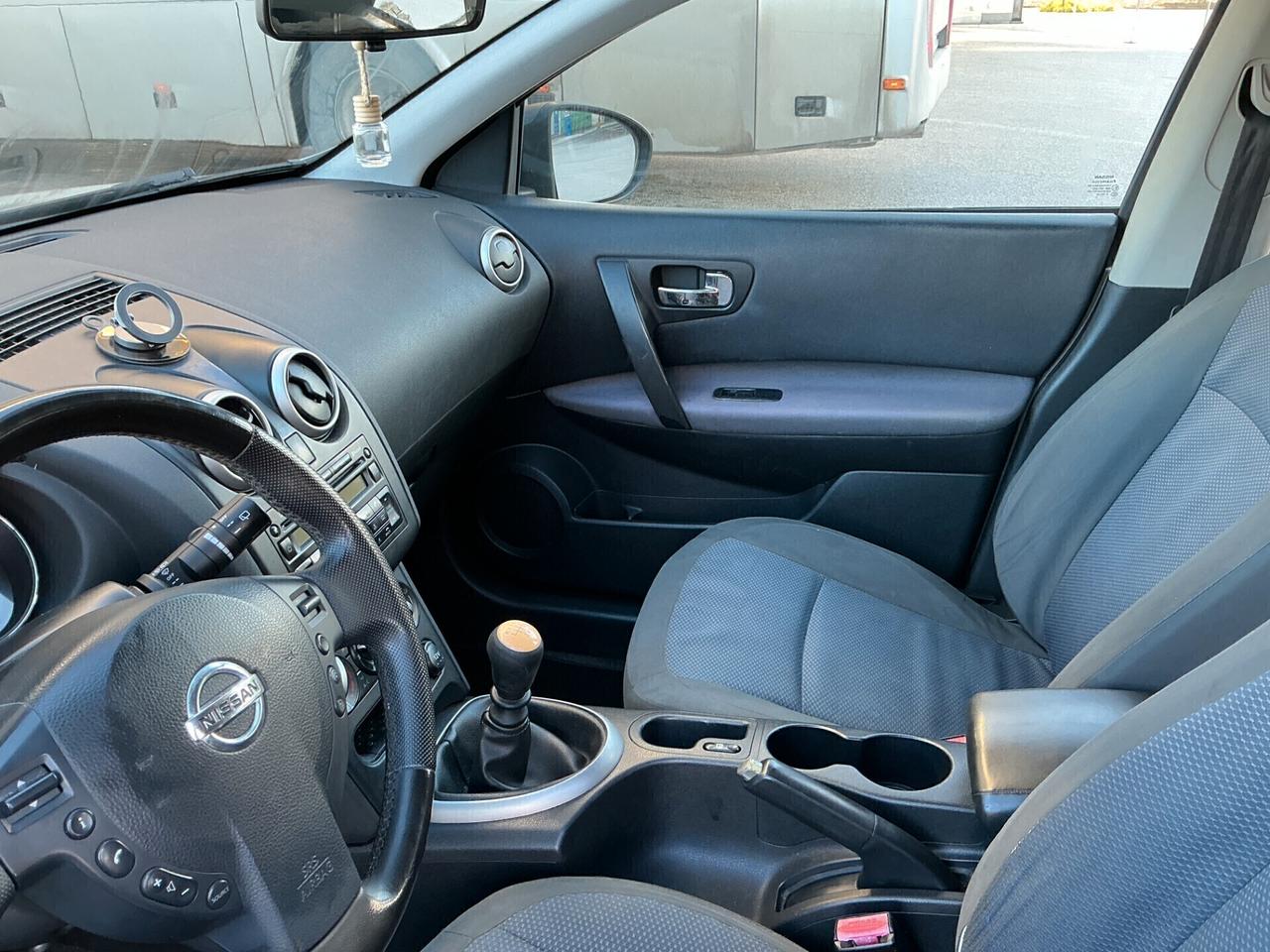 Nissan Qashqai 1.5 dCi DPF Tekna