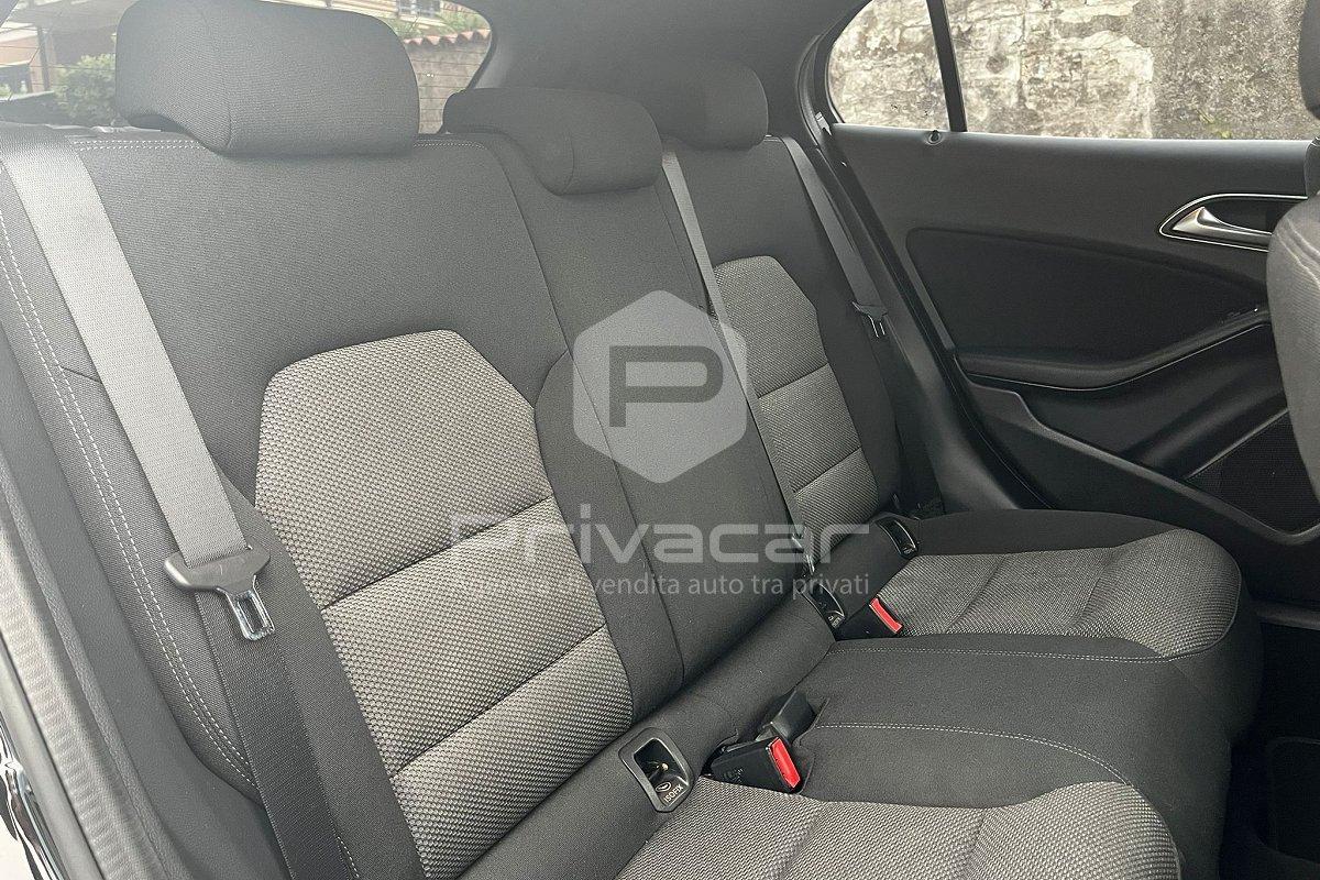 MERCEDES GLA 180 d Automatic Executive