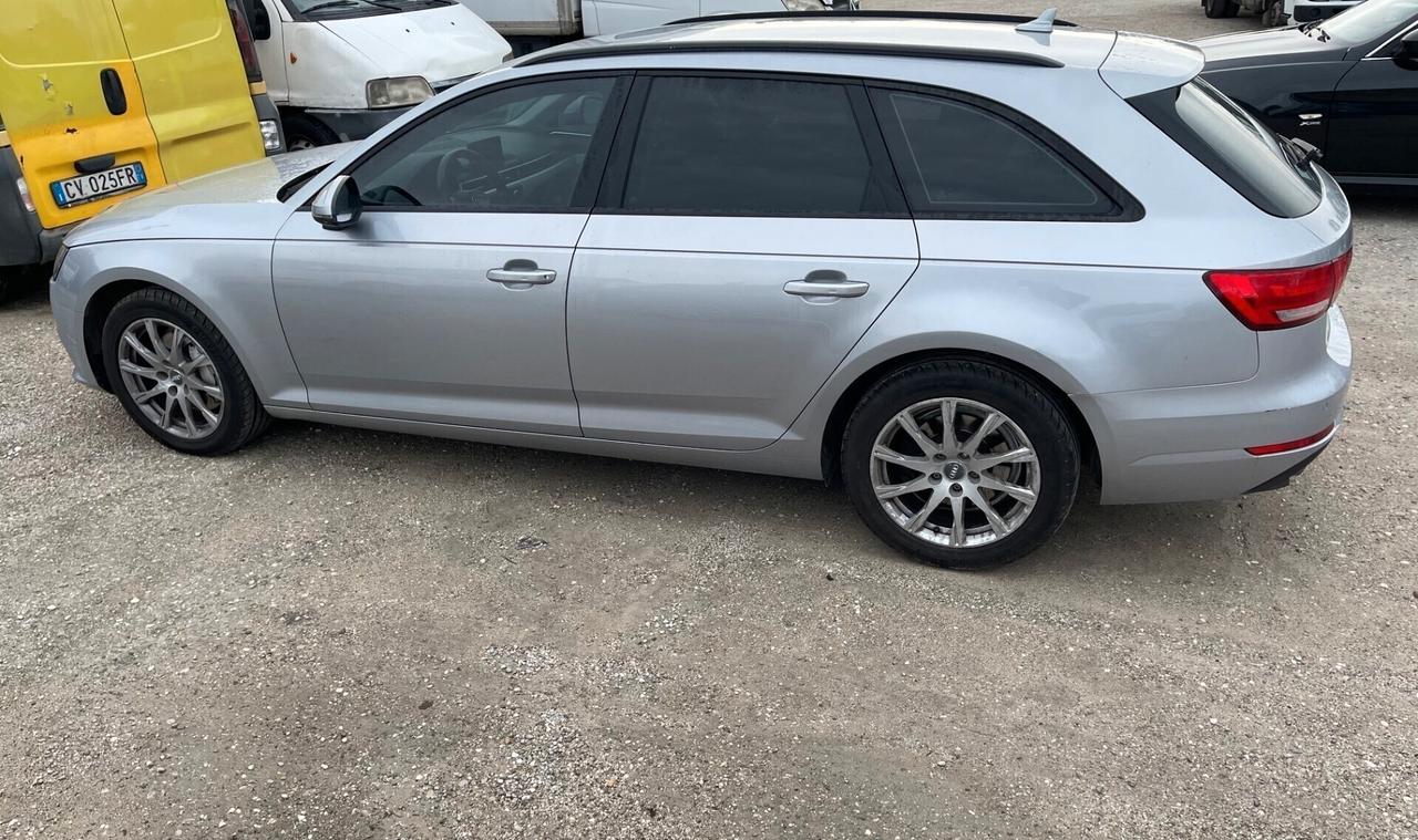 Audi A4 Avant 2.0 TDI 190 CV ultra S tronic Sport