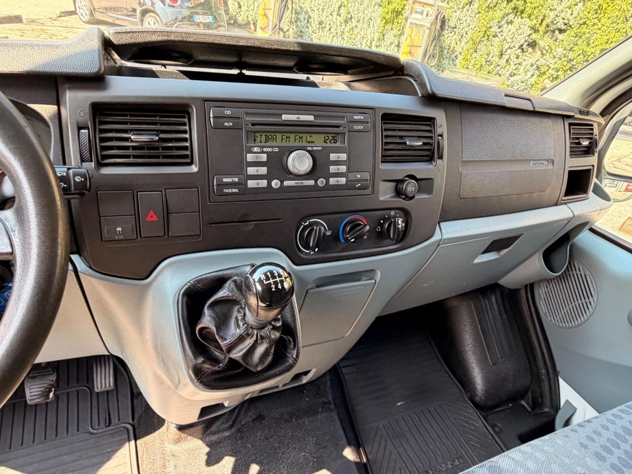 FORD TRANSIT 2.2TDCI 2010 buone condizioni pronto uso