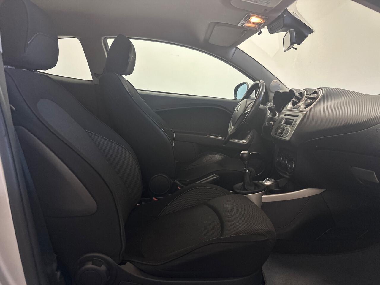 Alfa Romeo MiTo 1.6 JTDm-2 S&S Distinctive Sport Pack NEOPATENTATI