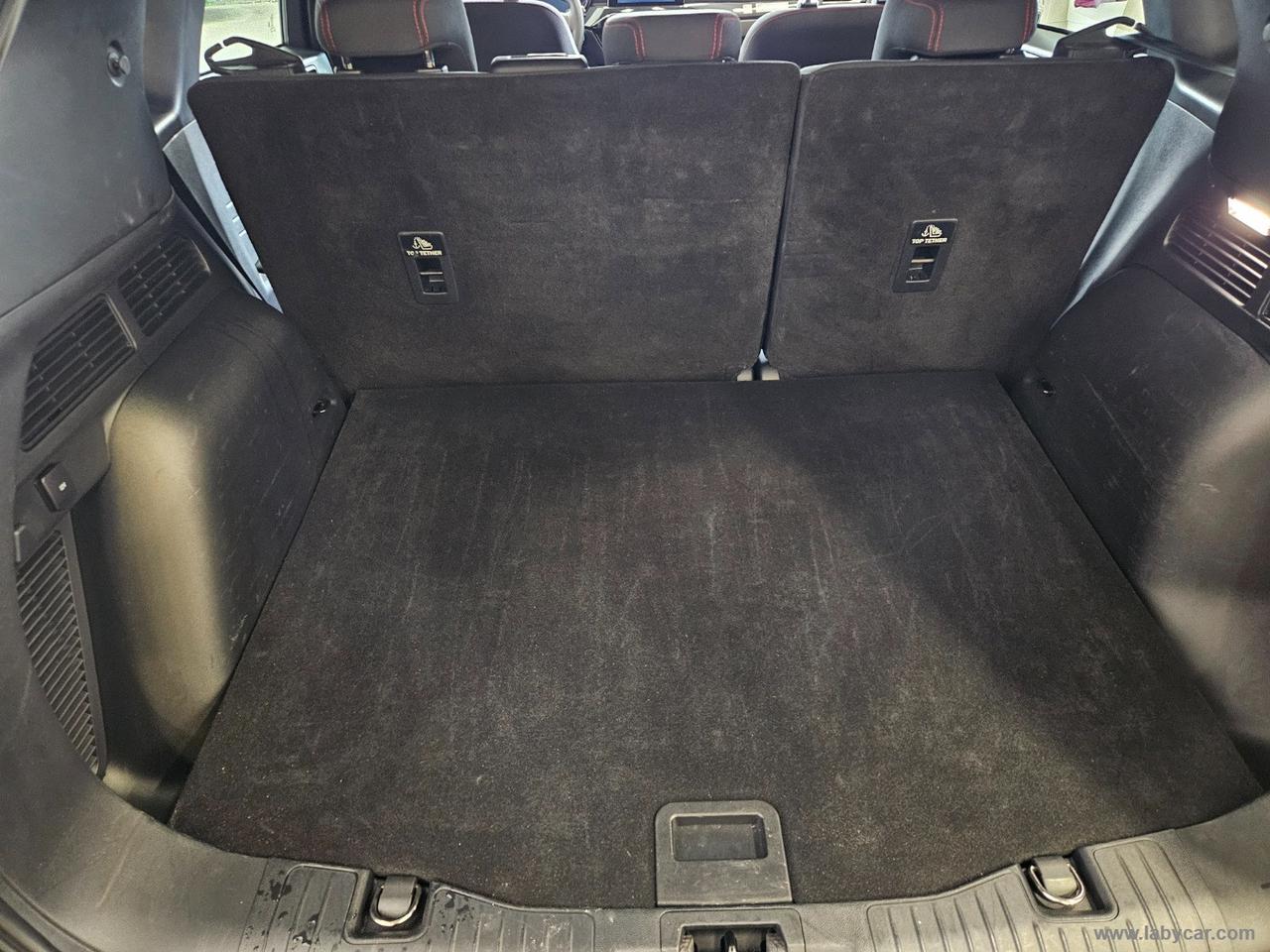 FORD Kuga 2.0 EcoBlue 120 aut. 2WD ST-L. Bus.