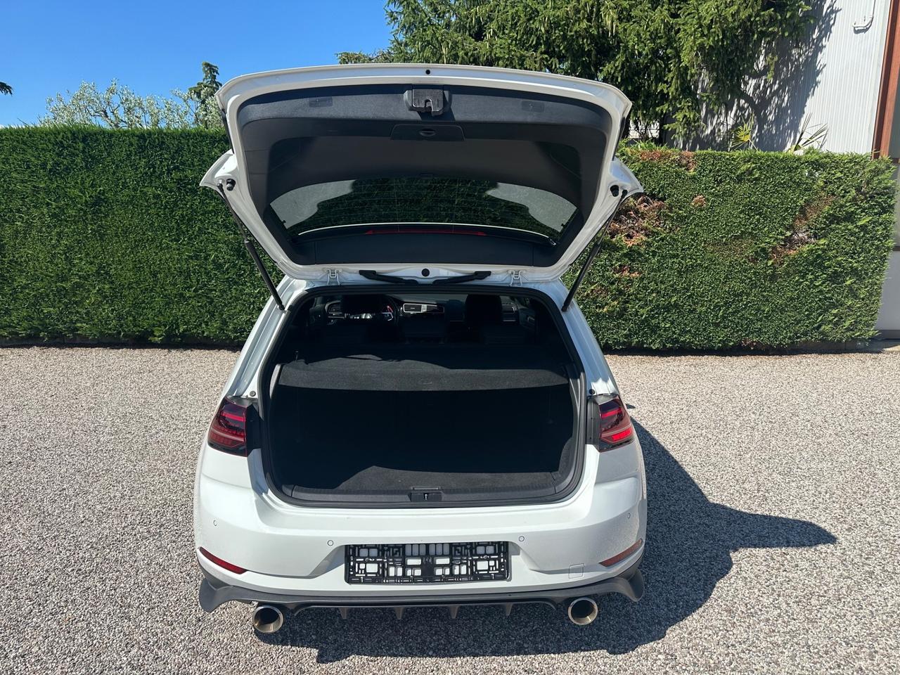 Volkswagen Golf GTI Performance 2.0 245 CV TSI DSG 3p. BMT